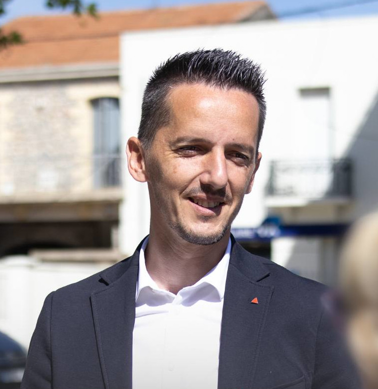 Merci pour notre député